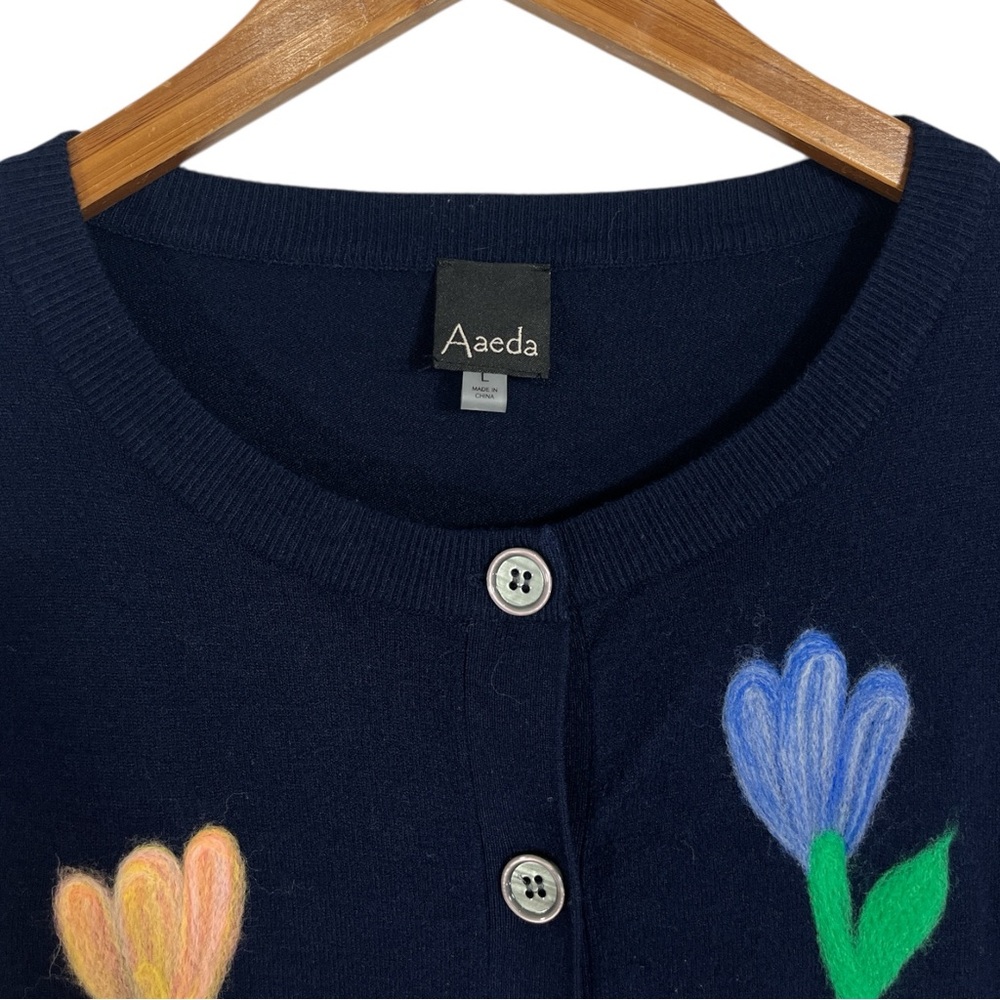Aaeda Navy Cardigan Sweater Size Large Floral Ribbed Trim
Button Front - Picture 3 of 5